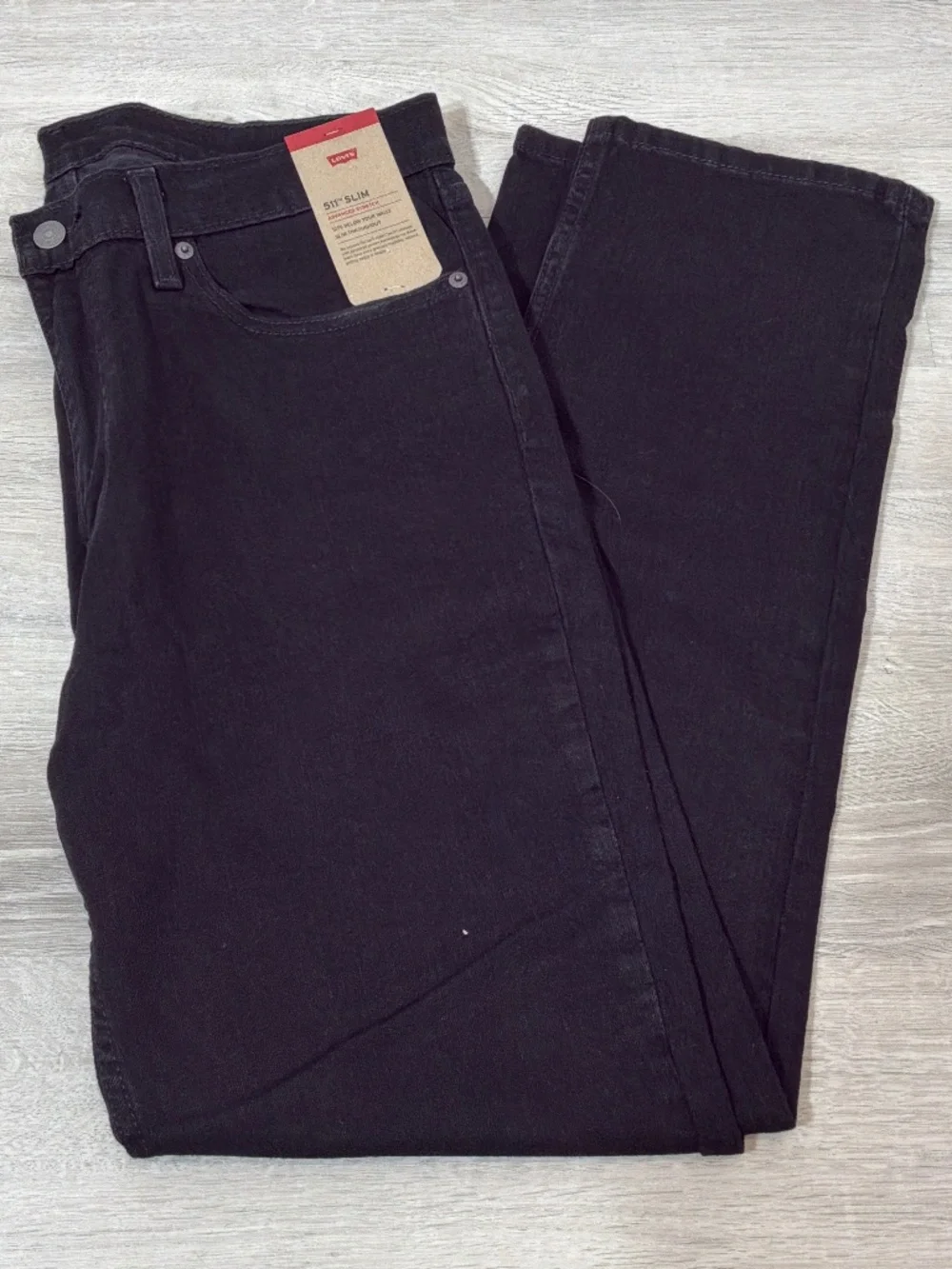 NWT Levi’s Black 511 Slim Stretch Jeans Size 34 x 32